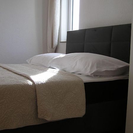 סנג' Apartments Adrialina מראה חיצוני תמונה